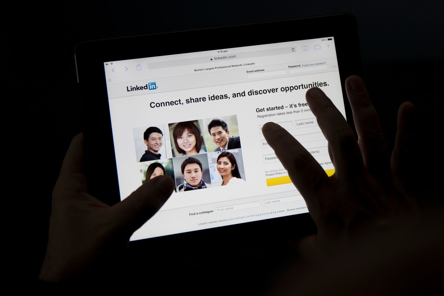 LinkedIn Corp. Expands in China With Local Site Limiting Content