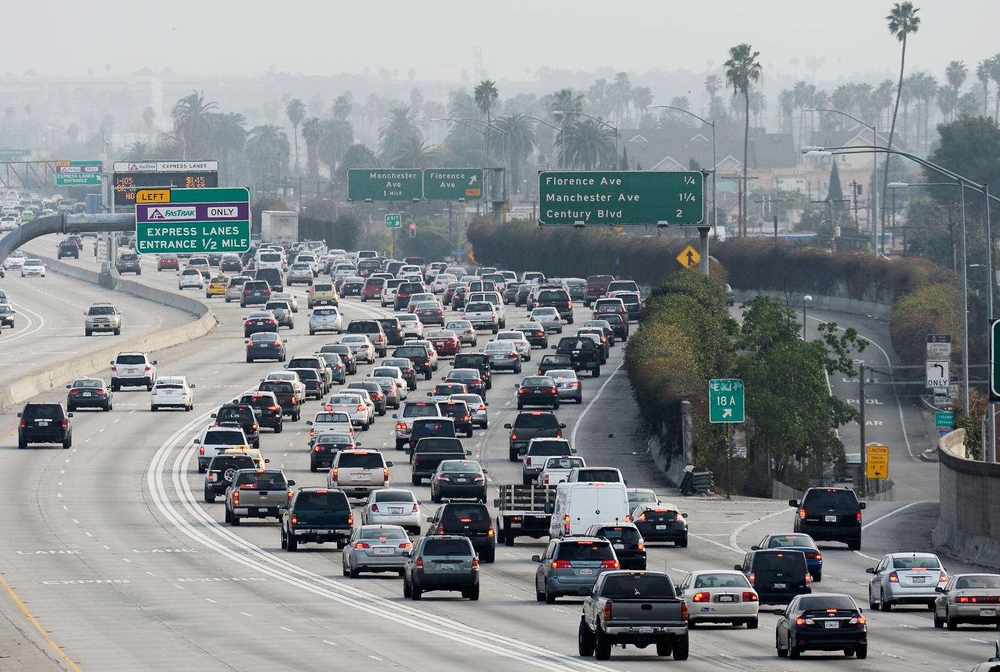 Traffic Congestion Costs Motorists Extra 38 Hrs A Week And Hundreds Of Dollars