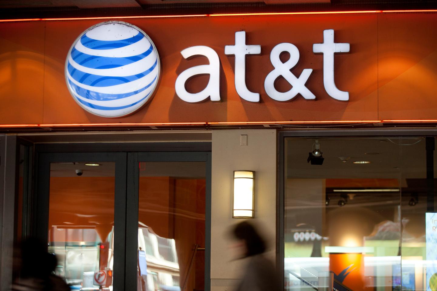 at&t court suit data