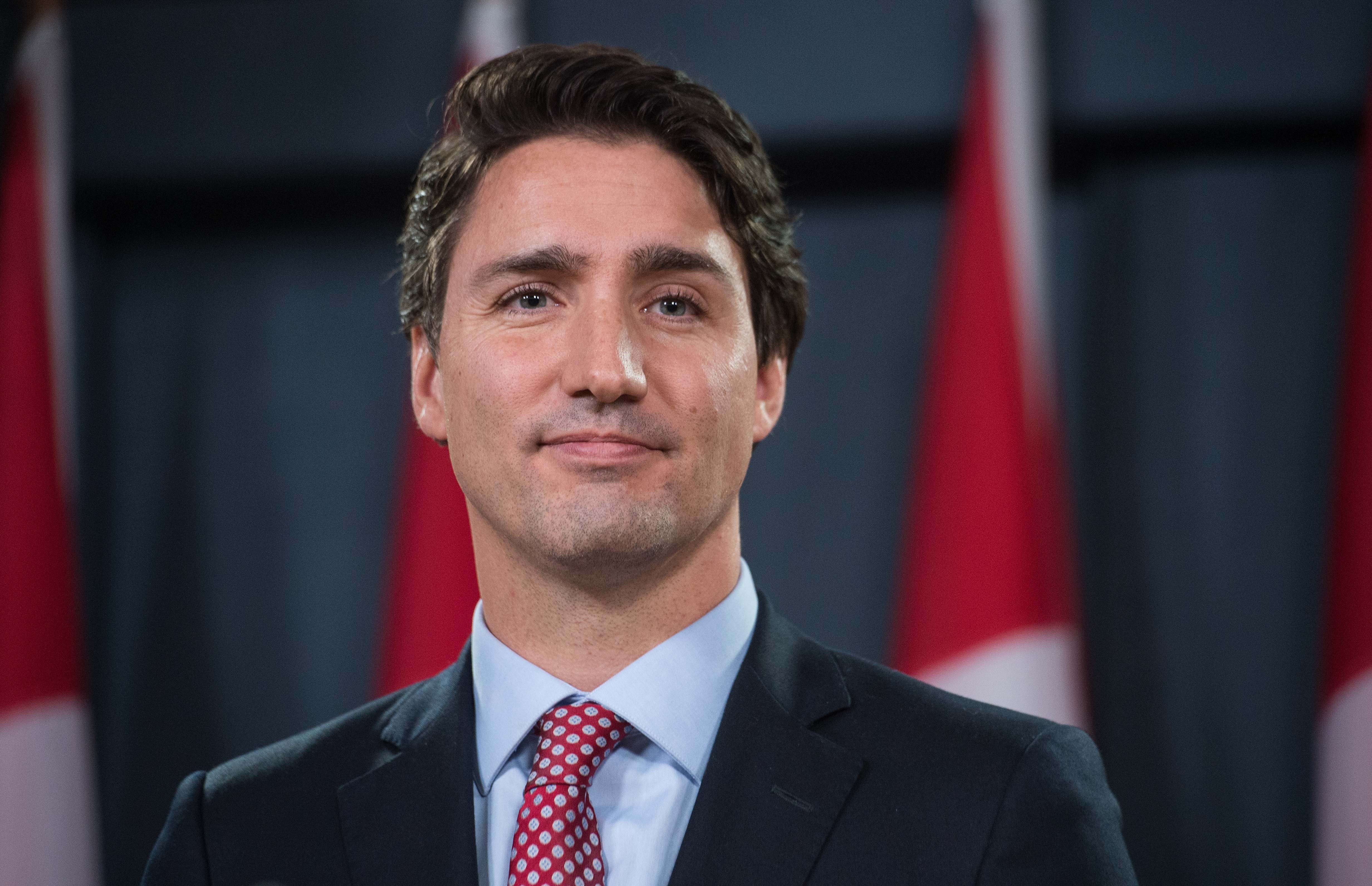 【美品・定価221,000円】ウォントレスエッセンシャルデラヴィTrudeau 5 Times Canada's Prime Minister Justin Trudeau Was a Feminist Hero