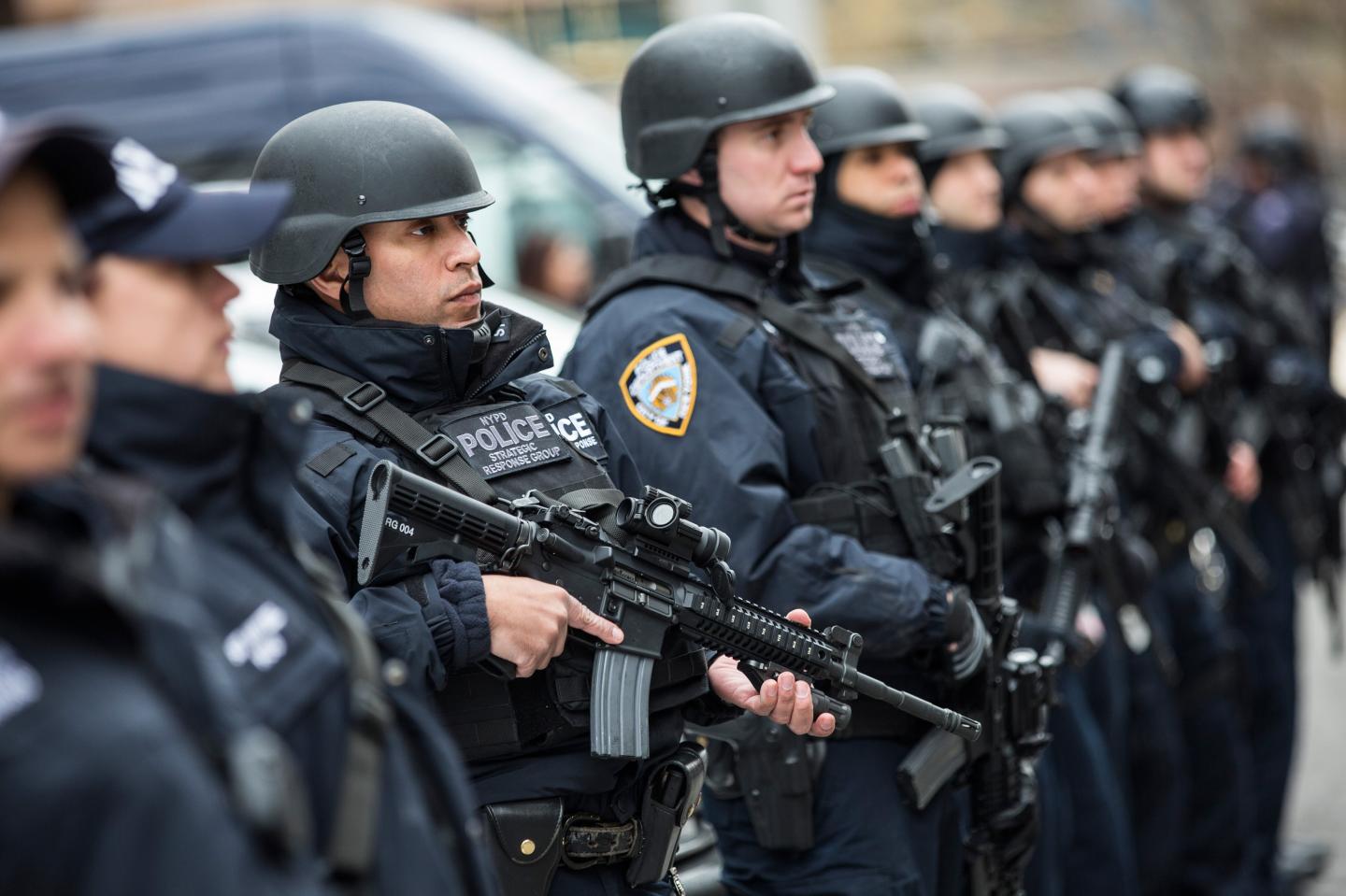 NYC Mayor De Blasio, Sen. Schumer, And NYPD Chief Bratton Discuss Anti-Terror Federal Funding Cuts