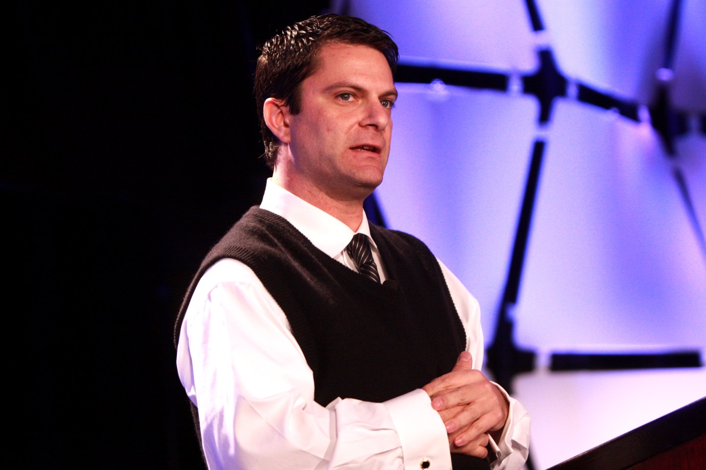 Ladar Levison speaking at the 2013 Liberty Political Action Conference (LPAC) in Chantilly, Virginia.