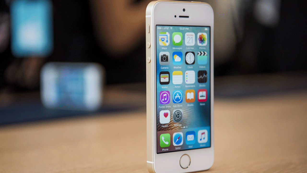 Cracked Apple iPhone By F.B.I. Puts Spotlight On Apple Security