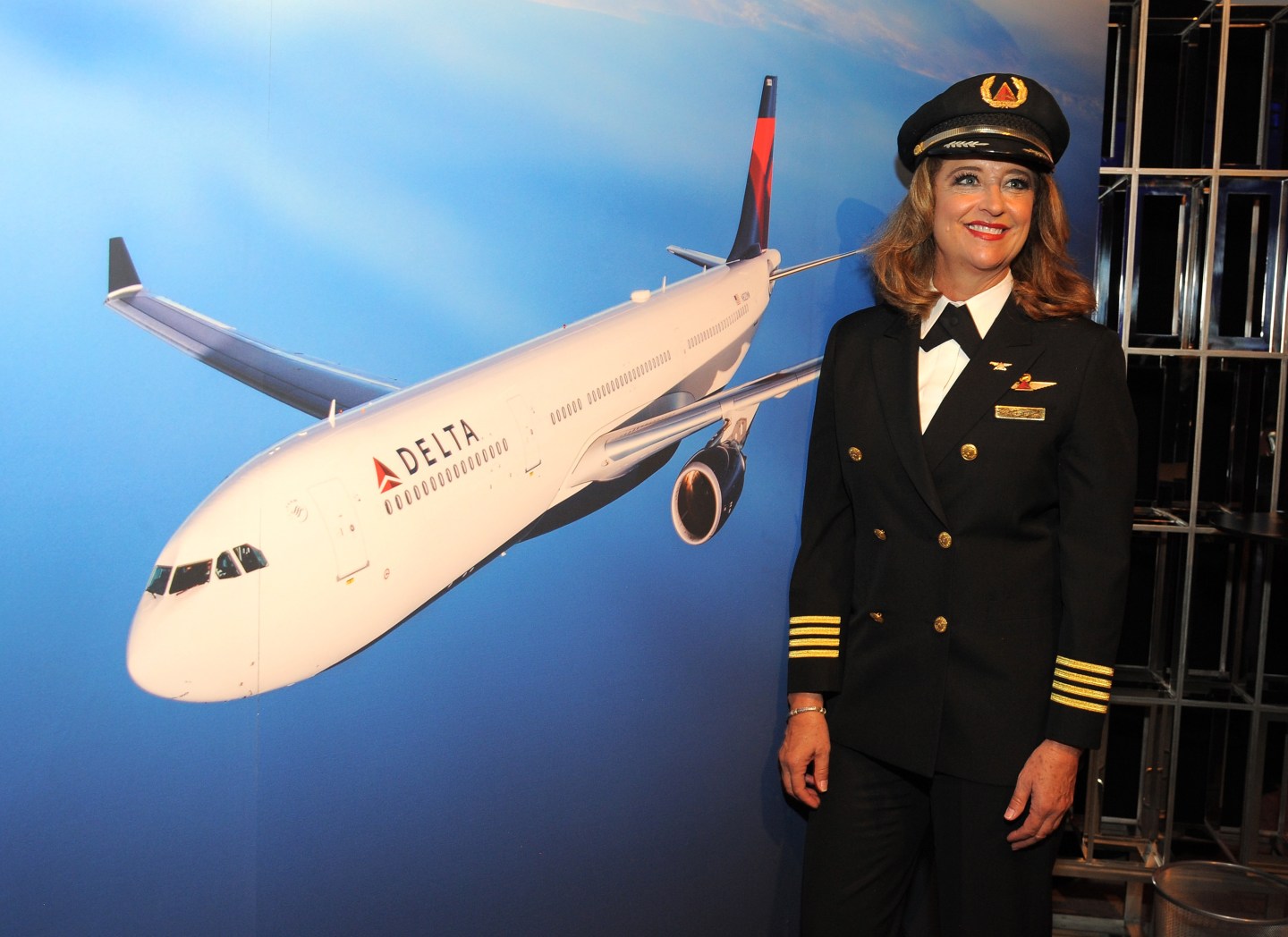 Delta Air Lines Toasts GRAMMY Weekend with "Sites and Sounds," A Private Performance And Interactive Evening With GRAMMY Nominated Artist Leon Bridges, At NeueHouse Los Angeles