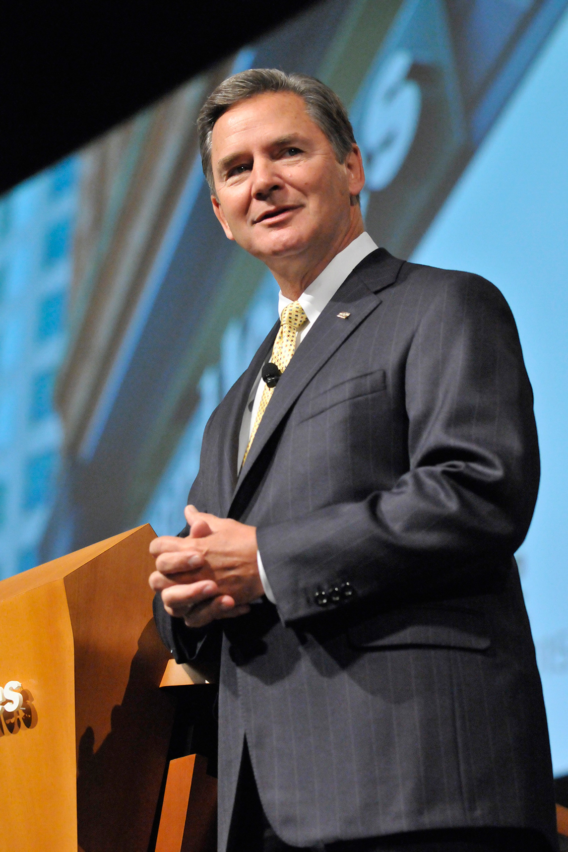 Jim Weddle is the managing partner of Edward Jones Investments.