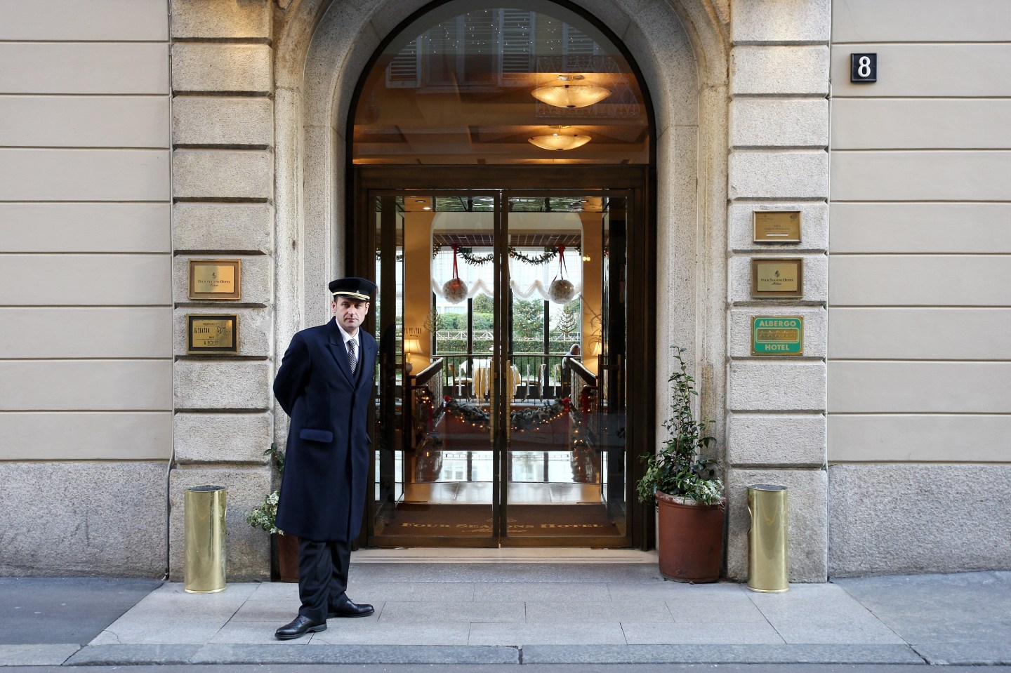 Beckham-Mania Heads To Milan