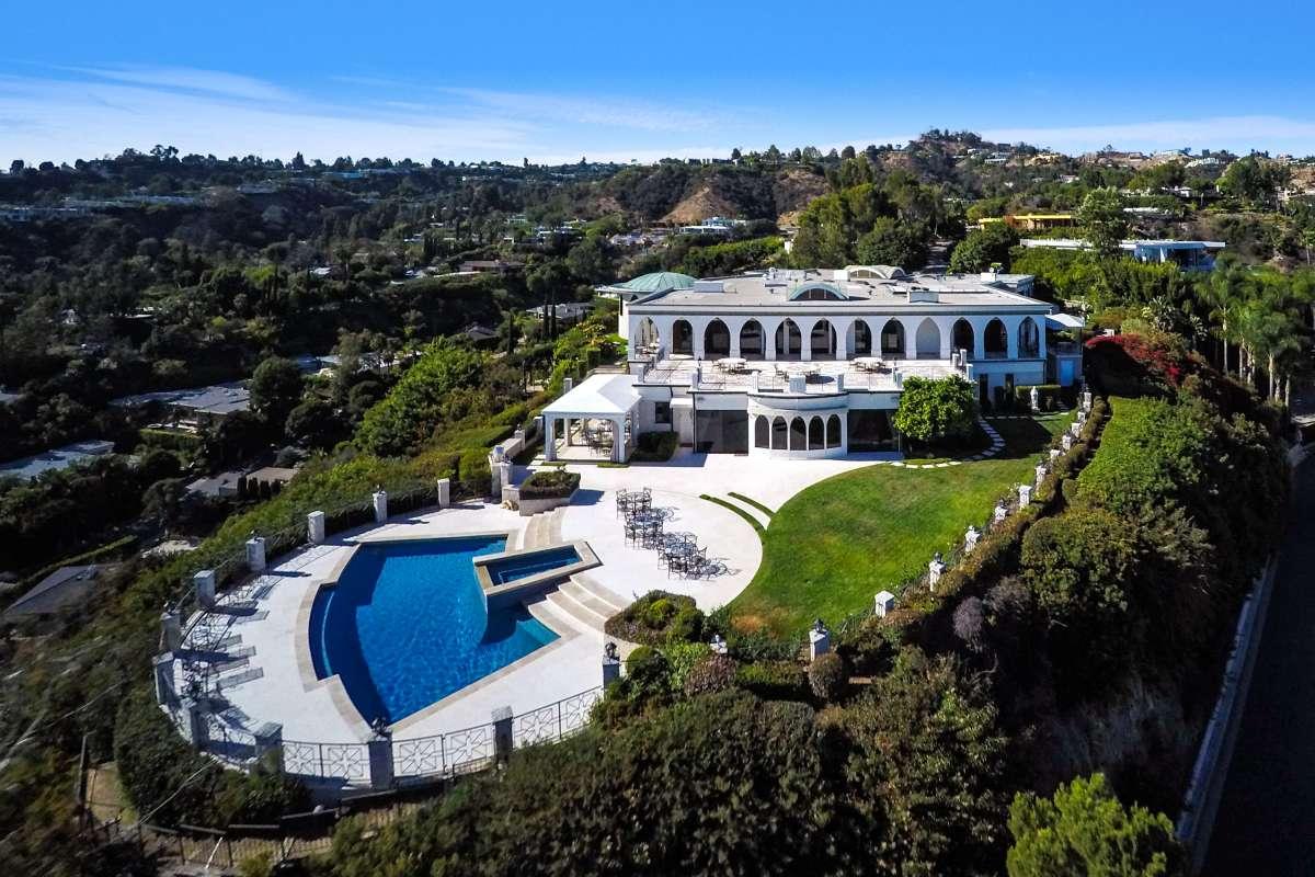 Meet the $3 Billion Realtor Who Couldn’t Pronounce His Own Name