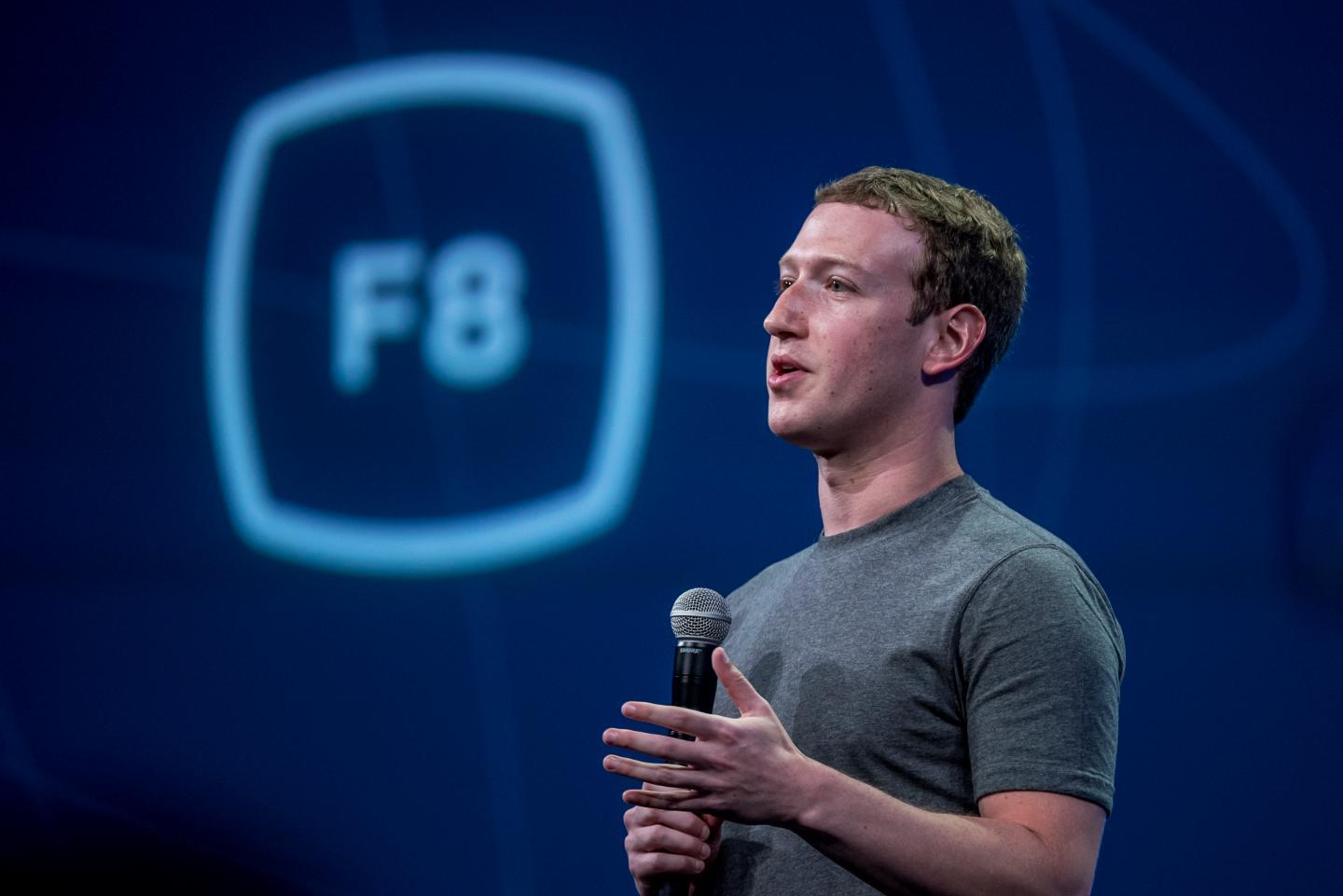 Facebook Welcomes ‘Chat Bots’ to Its Messenger App