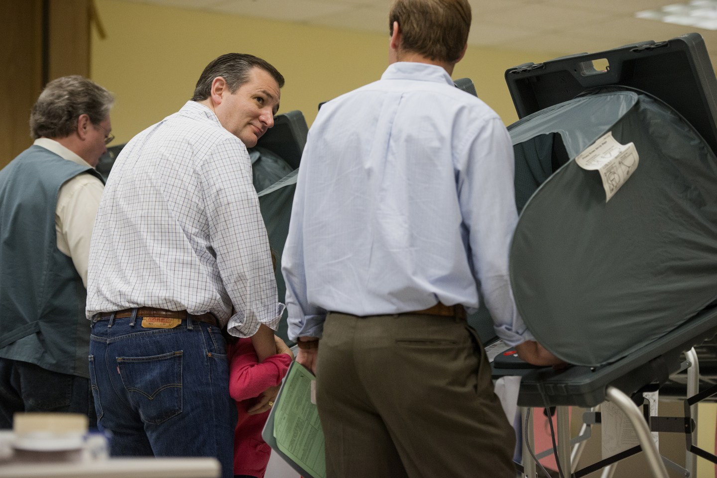 Voters Cast Ballots In The Super Tuesday Election