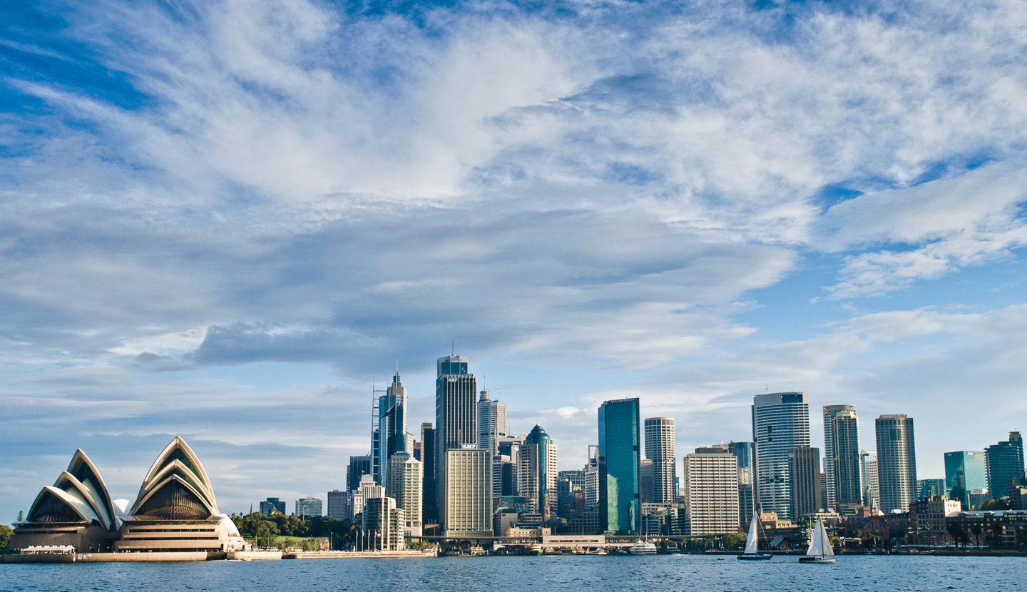 Australia, Sydney, Opera house and skyline