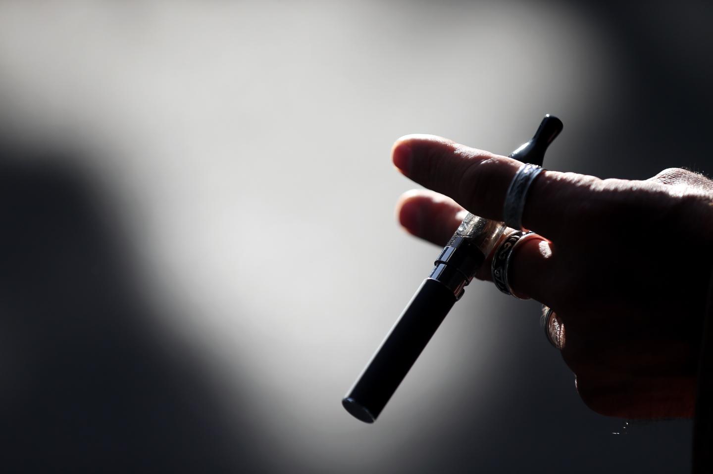 PHotograph by FRANCE-BUSINESS-TOBACCO-HEALTH