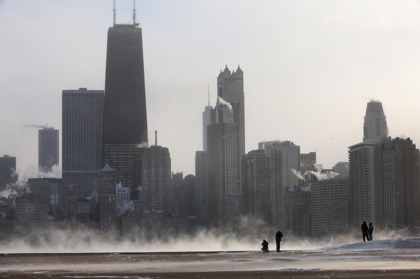 Sub-Zero Temperatures Put Chicago Into Deep Freeze