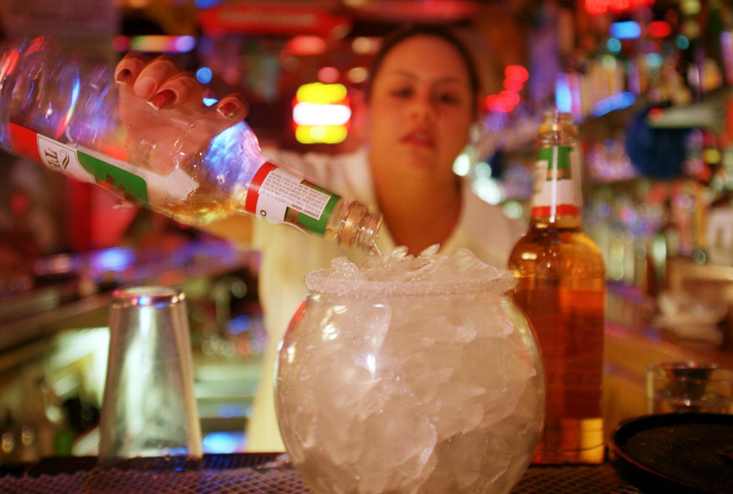 Where to Eat & Drink on Cinco de Mayo: Best Deals for 2016