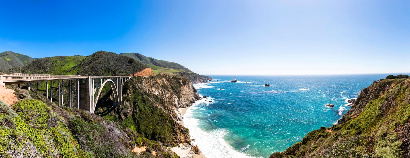 USA, California, Big Sur, Pacific Coast, National Scenic Byway, Bixby Creek Bridge, California State Route 1, Highway 1, Panorama