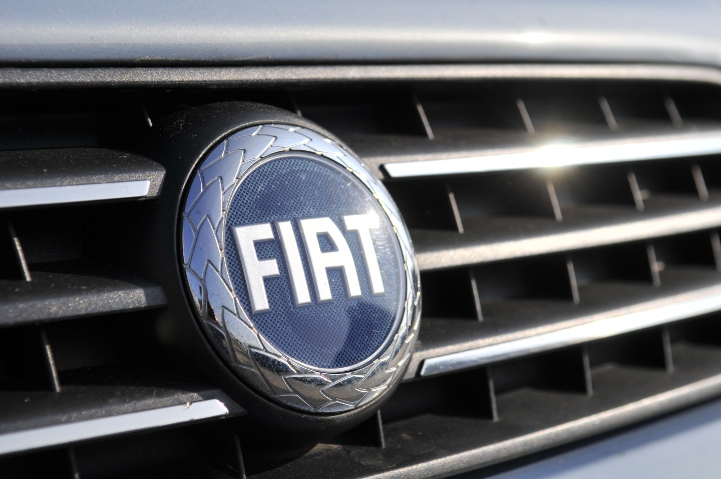 Fiat Chrysler CEO Says Approached by Several Suitors for Magneti Marelli