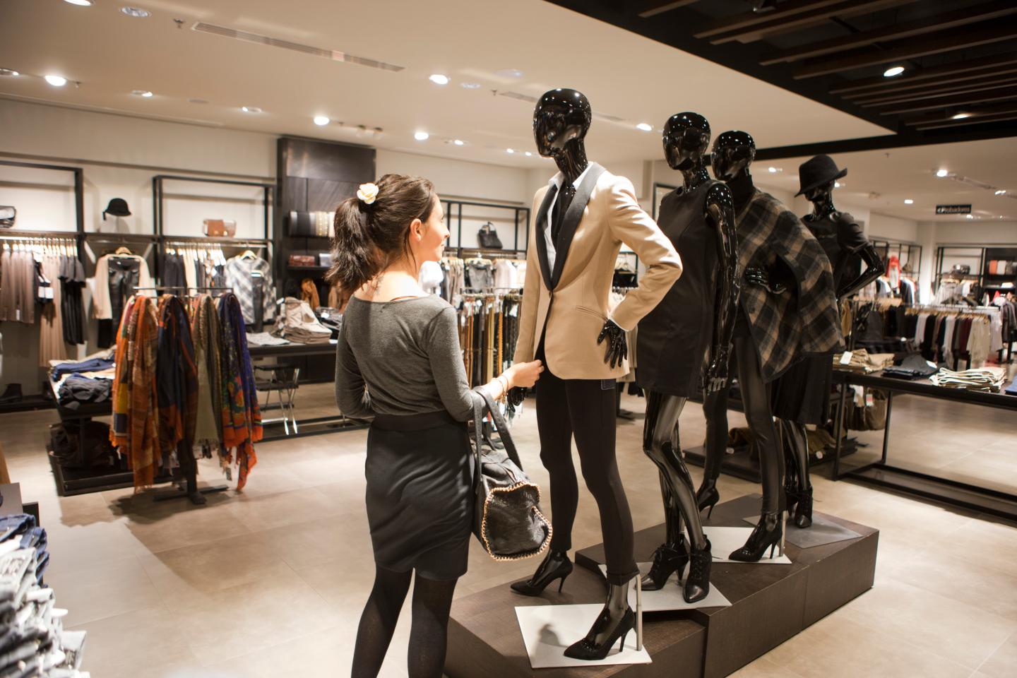 Zara Fashion Store