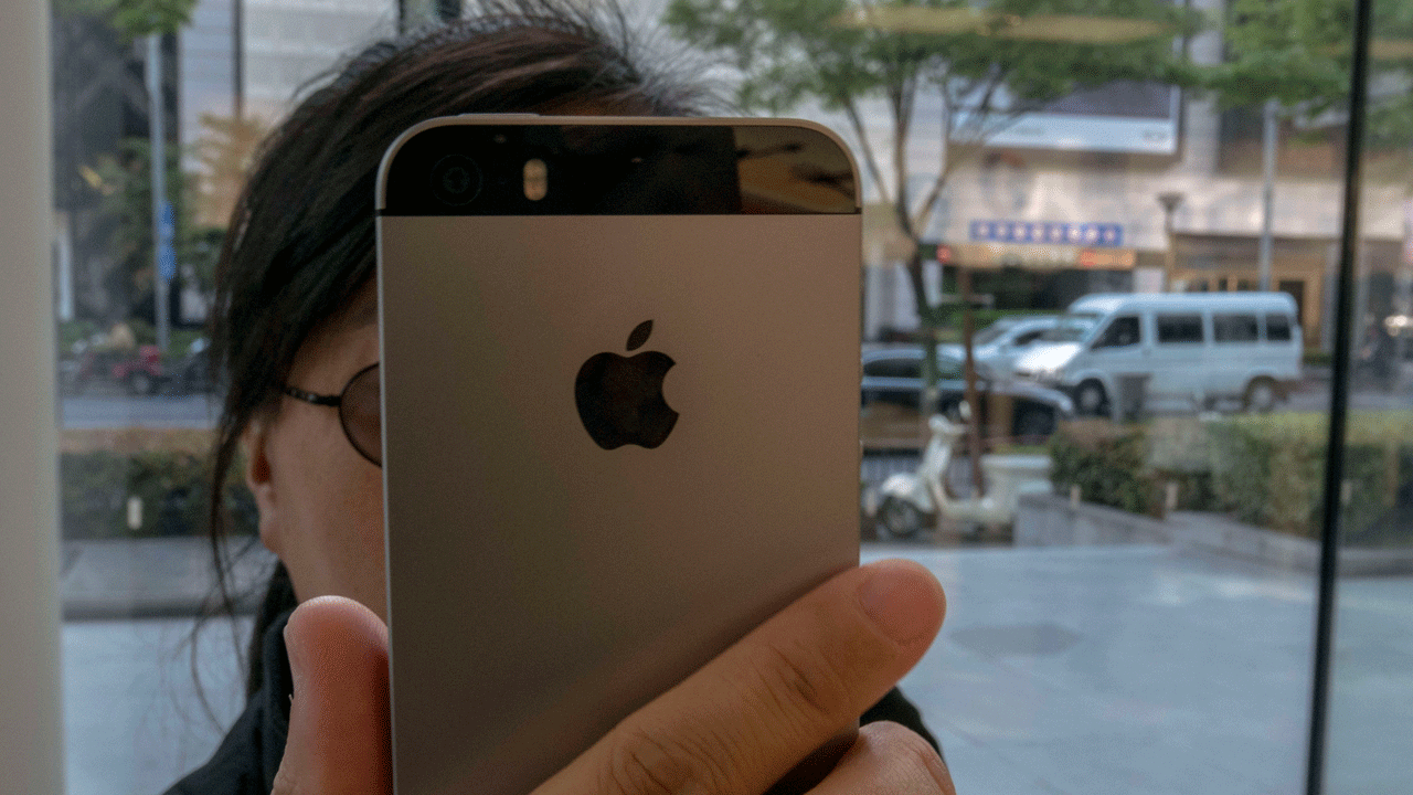 Here’s How Many iPhone Owners Will Buy the iPhone 7