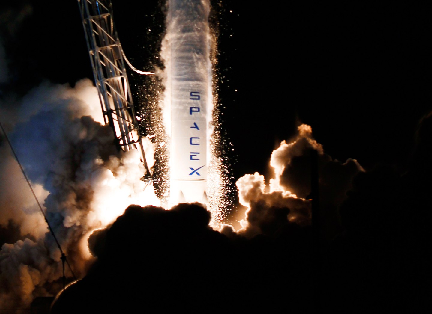 SpaceX Launches Dragon Spacecraft For Mission To International Space Station