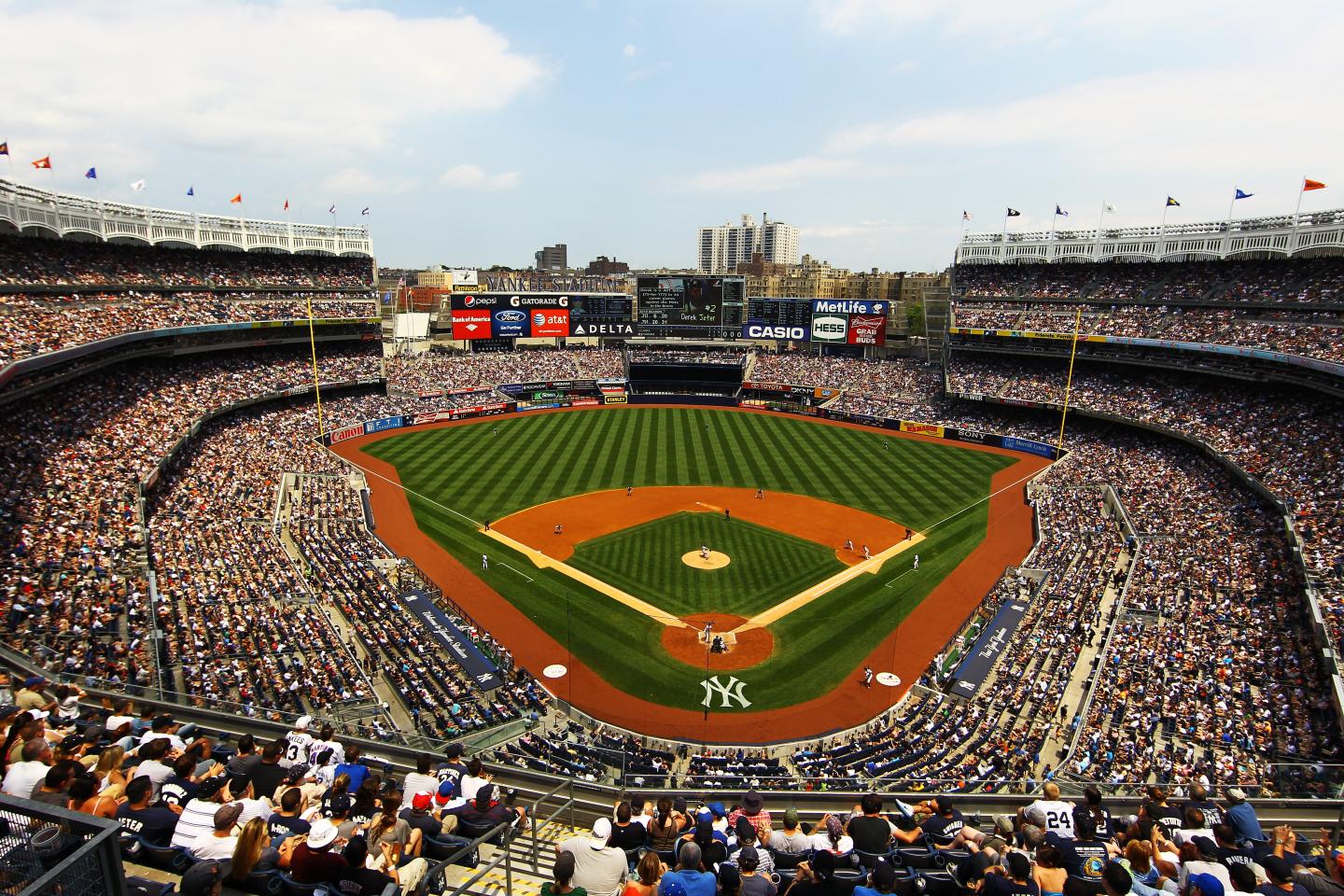 New York Mets v New York Yankees