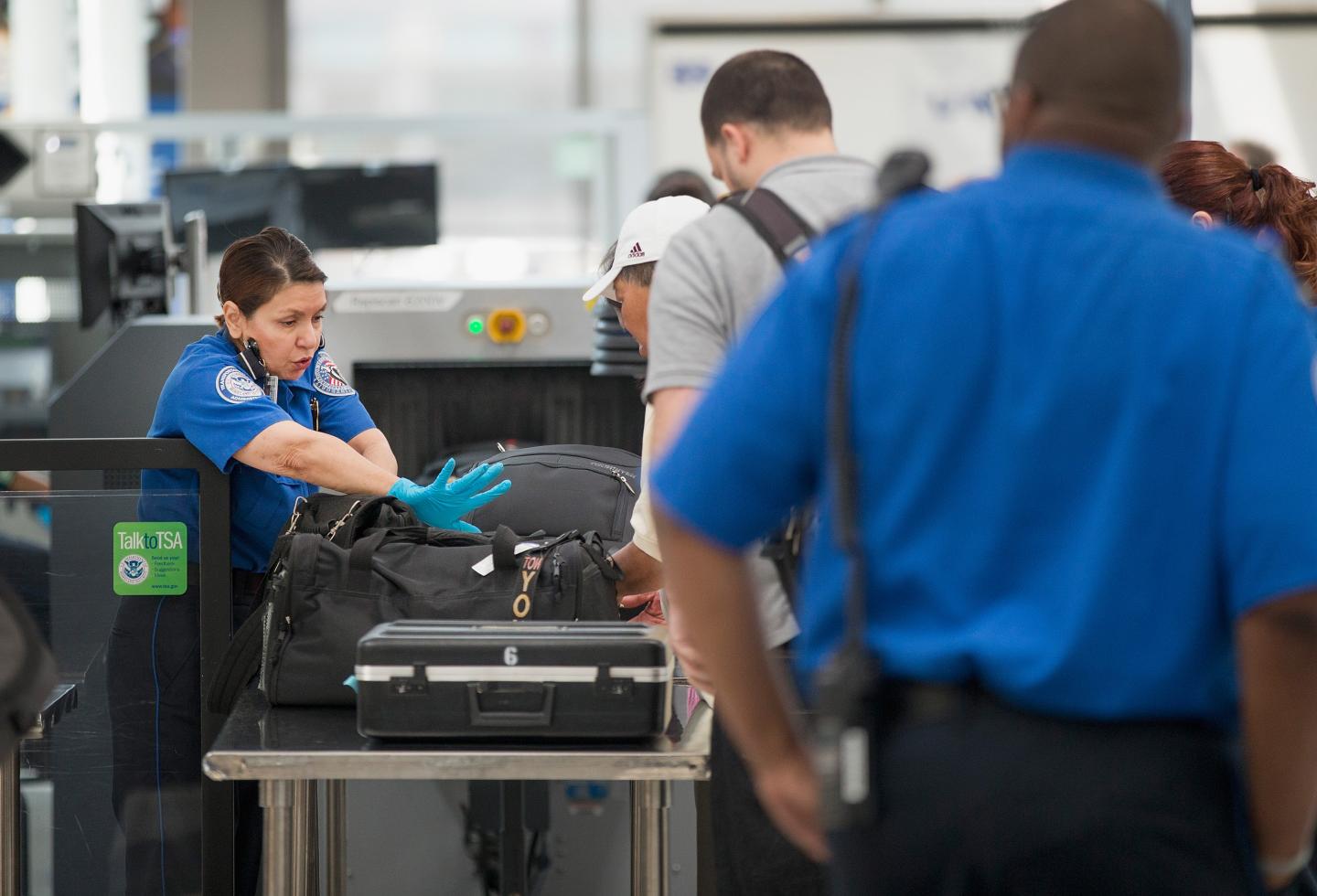 TSA Fails To Detect Explosives 95 Percent Of Time During Undercover Tests