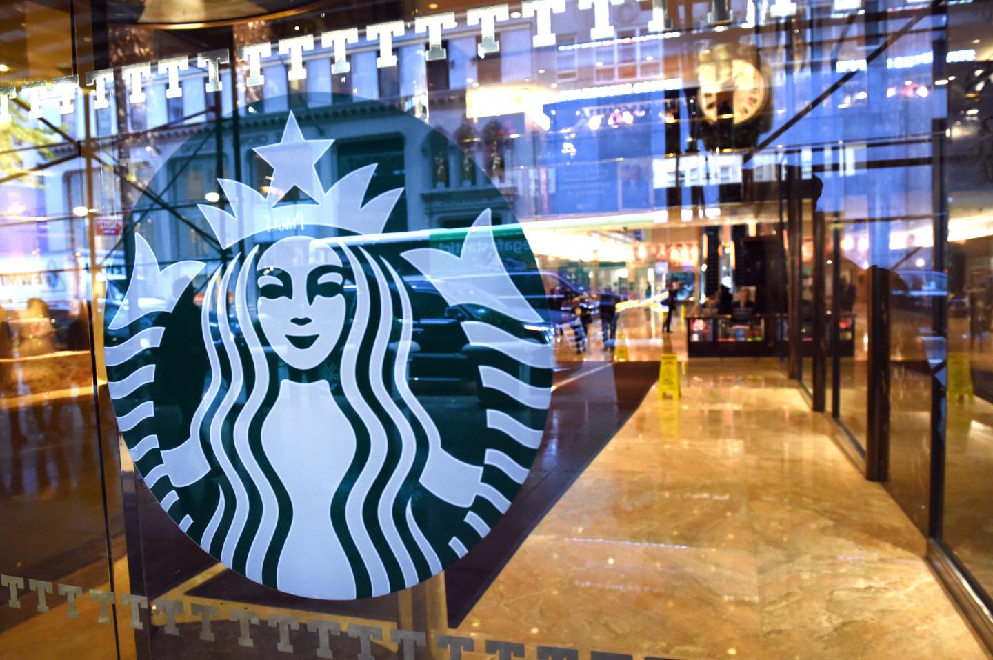 US-STARBUCKS-TRUMP