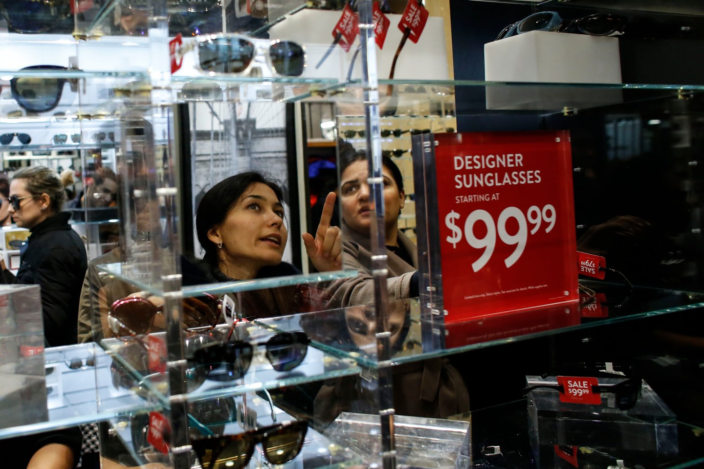 Retailers Open On Thanksgiving Evening, Starting Black Friday Sales Early