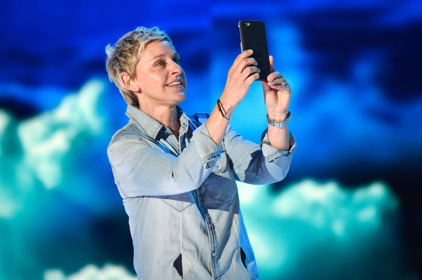 Nickelodeon's 2016 Kids' Choice Awards - Roaming Show