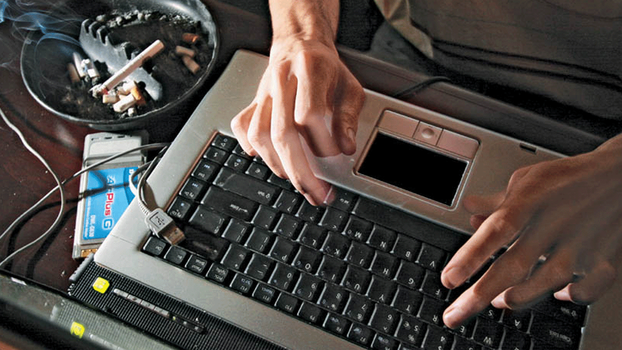 This Adult Social Network Was Just Hacked Again