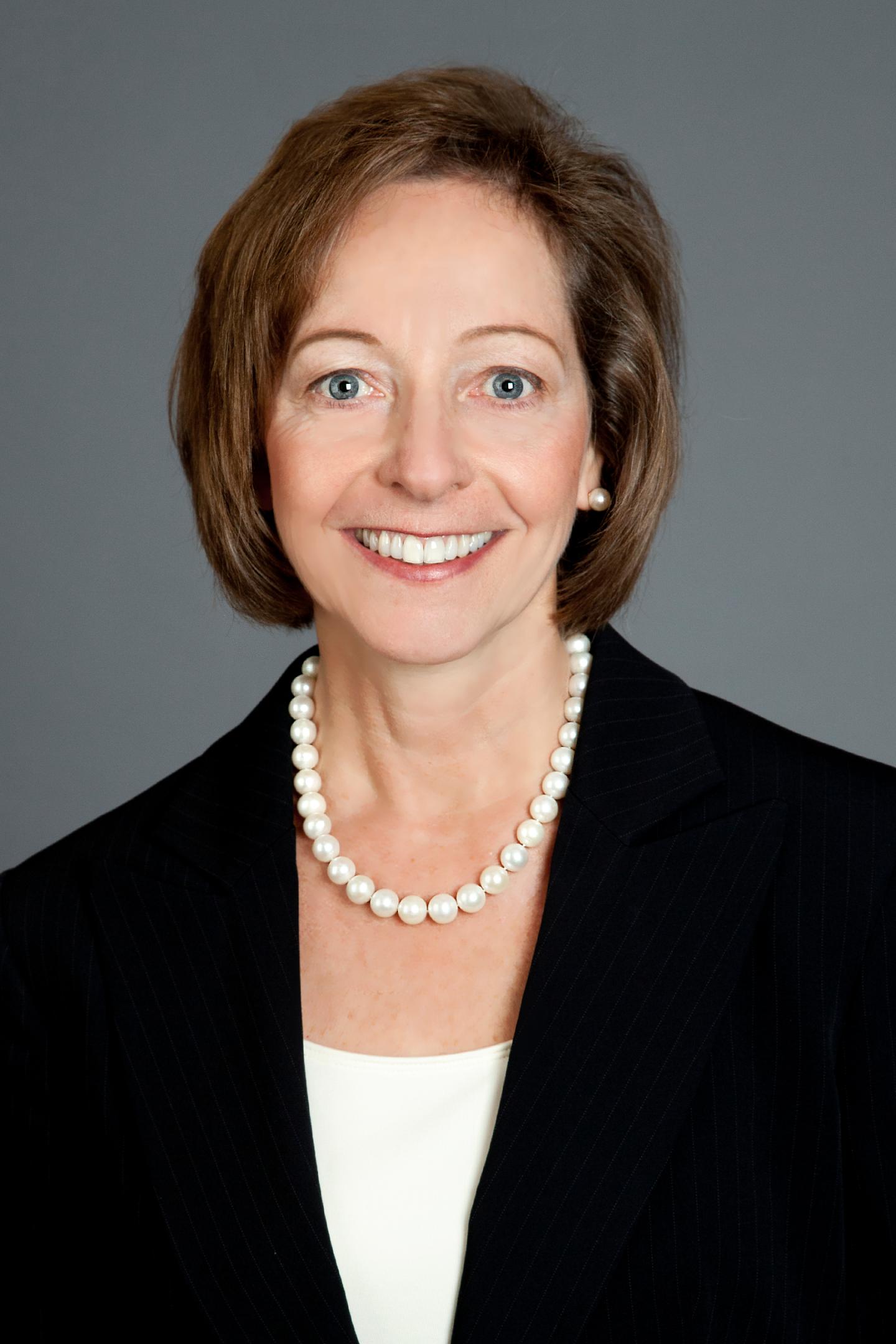How a Woman From a Wisconsin Dairy Farm Landed Her Company on the Fortune 500