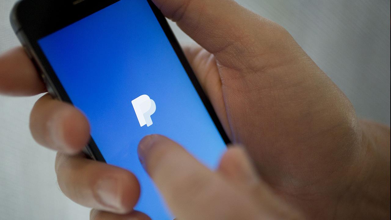 You Can Tell Apple’s Siri to Send Money Via PayPal