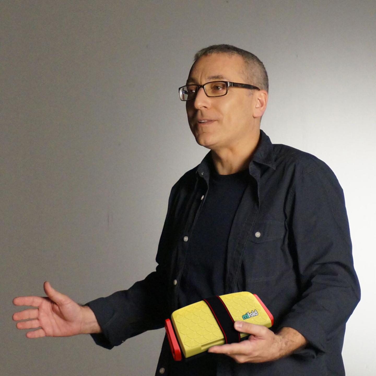 How This Dad Developed a Better Car Seat and Raised Nearly $2 Million on Indiegogo