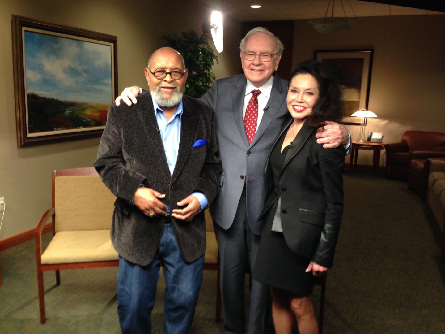 Here’s How You Can Score Lunch With Warren Buffett
