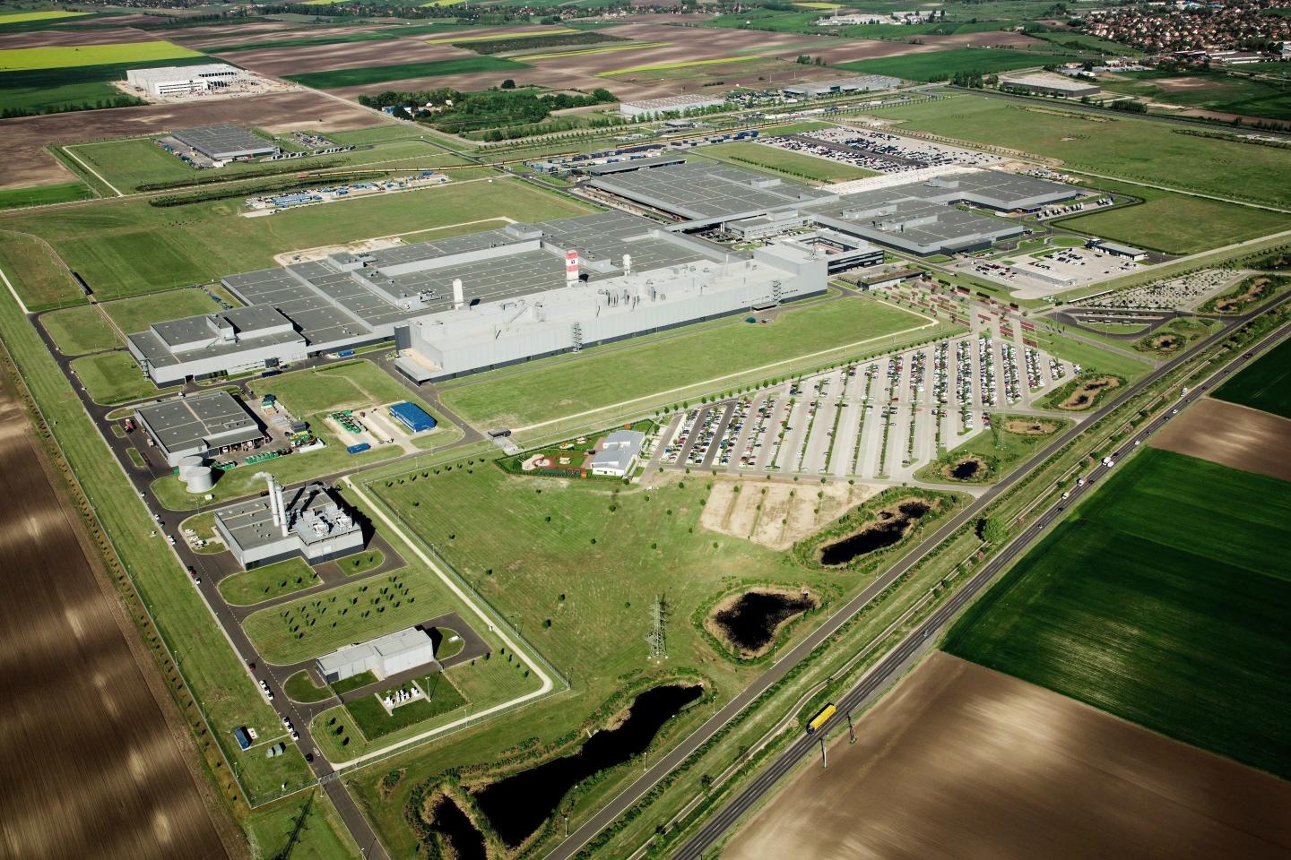 Ausbau des globalen Produktionsnetzwerks: Mercedes-Benz plant neues Werk mit hochflexibler Produktion am Standort Kecskemét