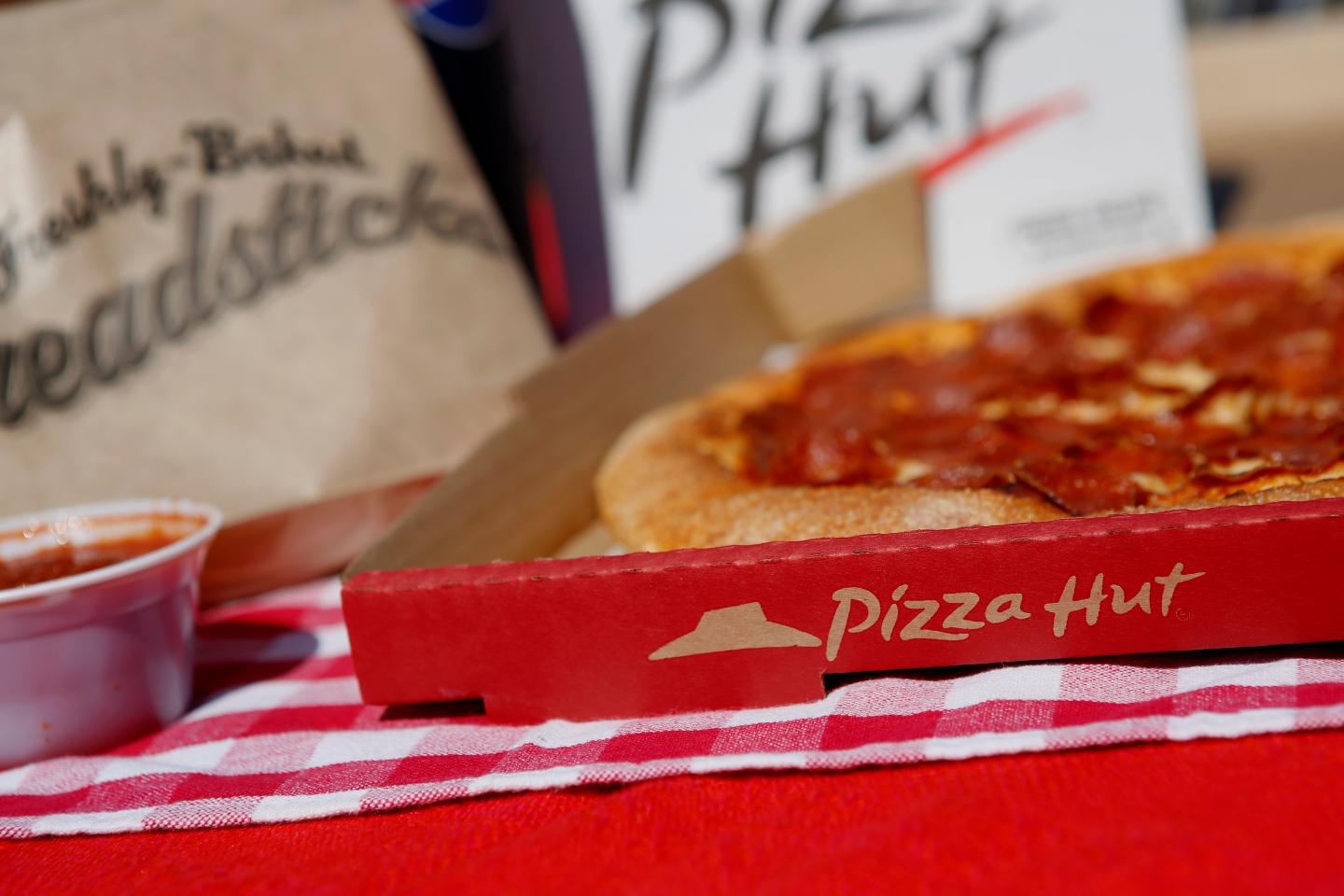 Taco Bell And Pizza Hut Restaurants Ahead Of Yum! Brands Earnings Figures