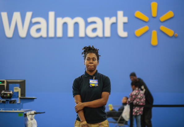 HOMELESS WOMAN FINDS JOB AT WALMART