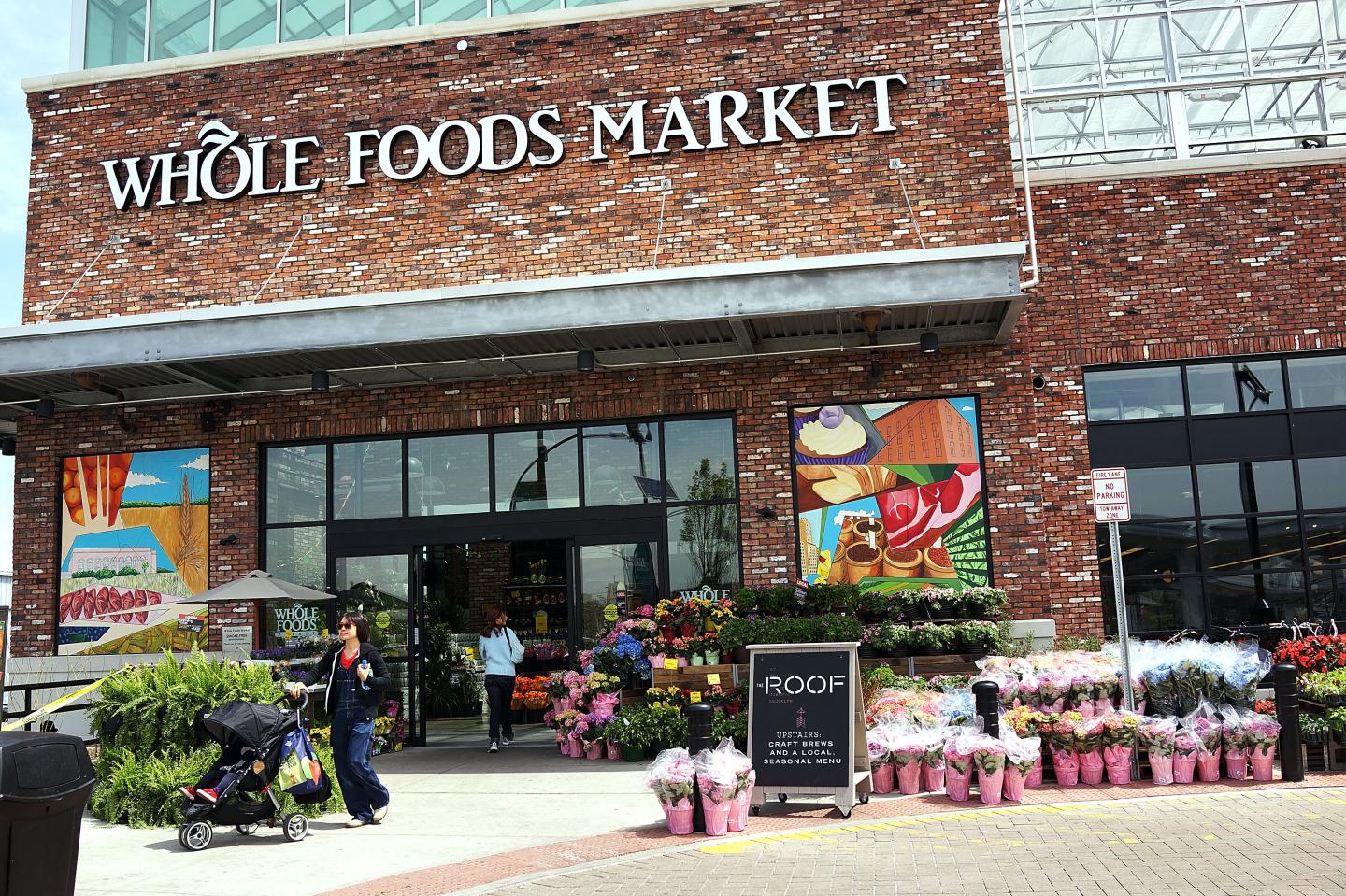 Whole Foods Lower Its Earnings Expectations Amid Increased Competition