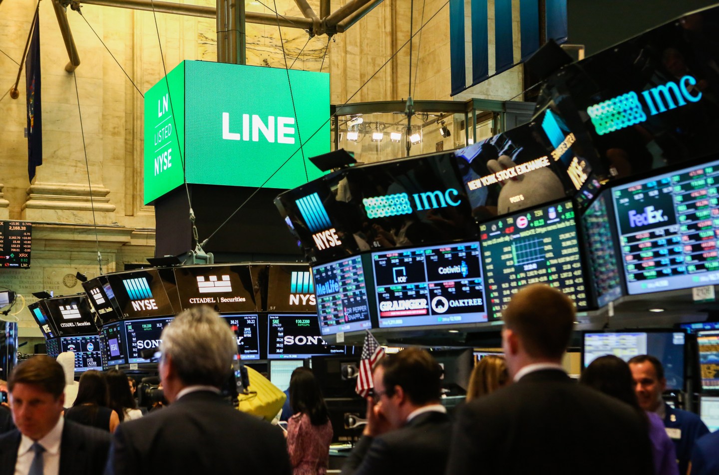 Trading On The Floor Of The NYSE As Line Corp. Debuts IPO
