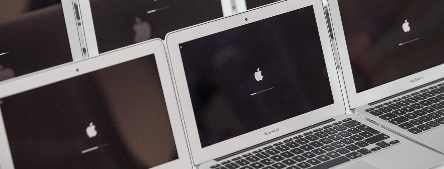 Apple Laptops