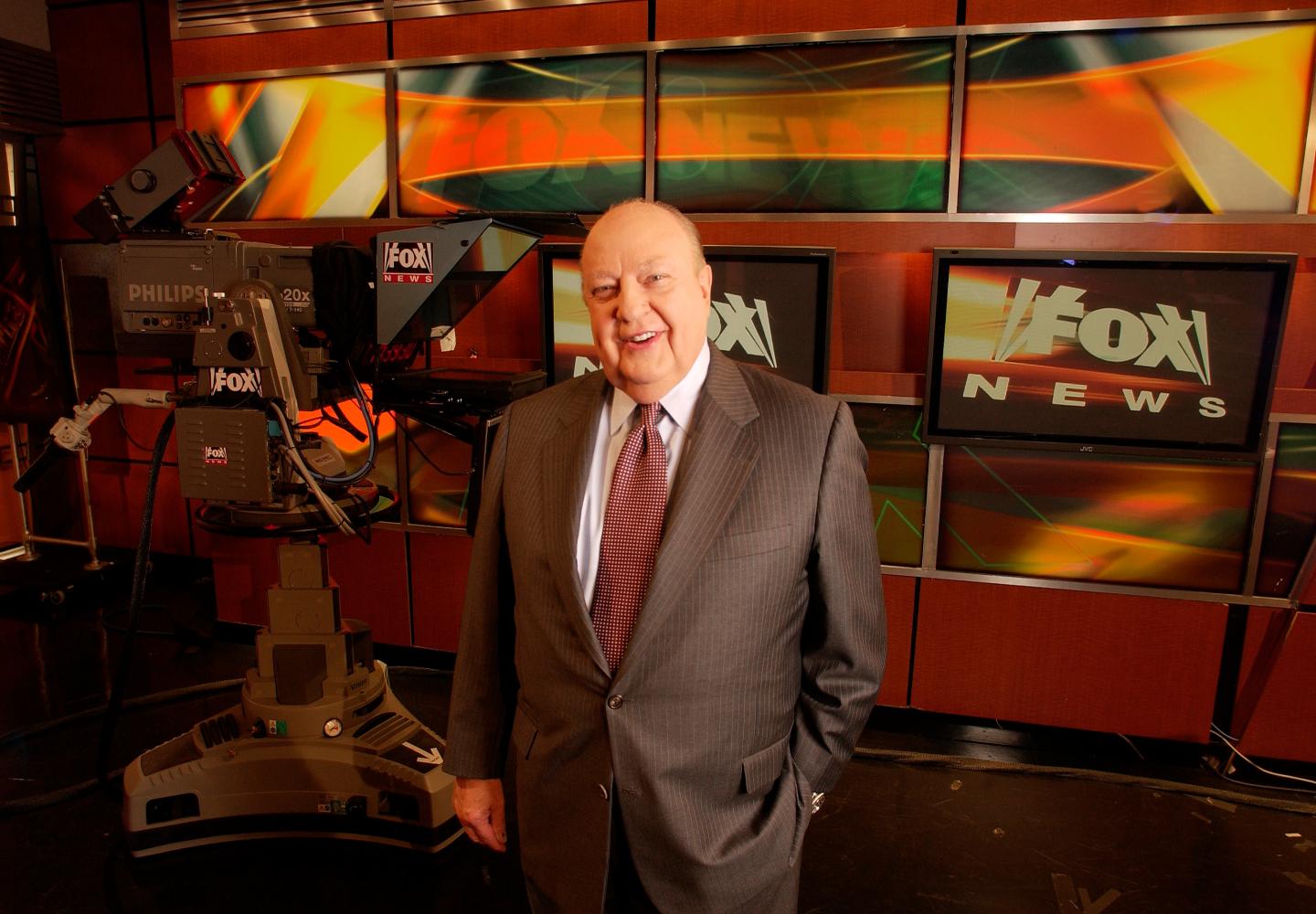 ROGER AILES