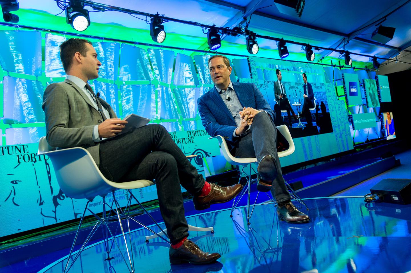 A NEW MODEL FOR CONNECTIVITY Chuck Robbins, CEO, Cisco Interviewer: Andrew Nusca, Senior Editor, Fortune