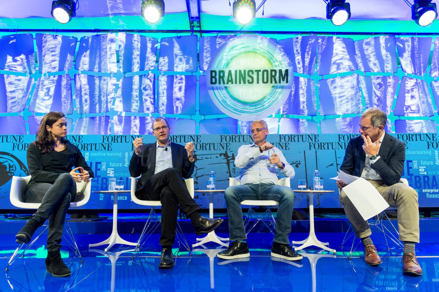 CONTEMPLATING ARTIFICIAL INTELLIGENCE
David Kenny, General Manager, IBM Watson
David Mindell, Professor, MIT; Co-founder and CEO, Humantics
Shivon Zilis, Partner, Bloomberg Beta
Moderator: Adam Lashinsky, Fortune