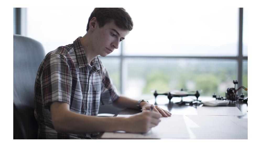 This Teenage Entrepreneur Raised $2.8 Million for His Drone Startup In-Between High School Classes