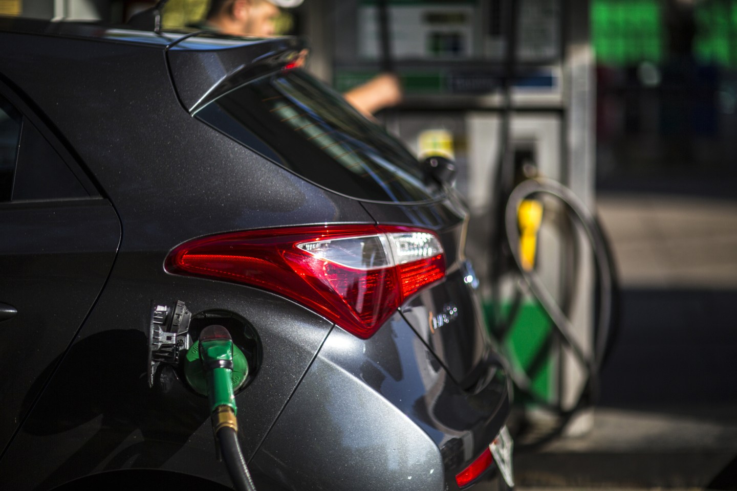 Petrobras Managment Considering Lowering Gas Ptrices To Incerase Sales