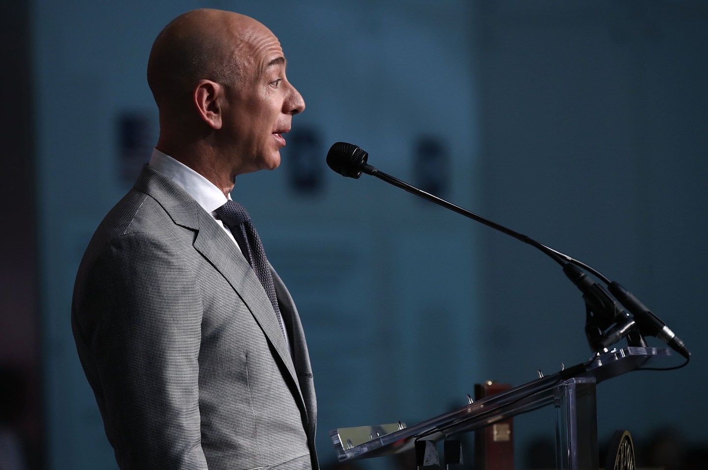 Smithsonian Hosts Naturalization Ceremony And Honors Jeff Bezos With Its Bicentennial Medal