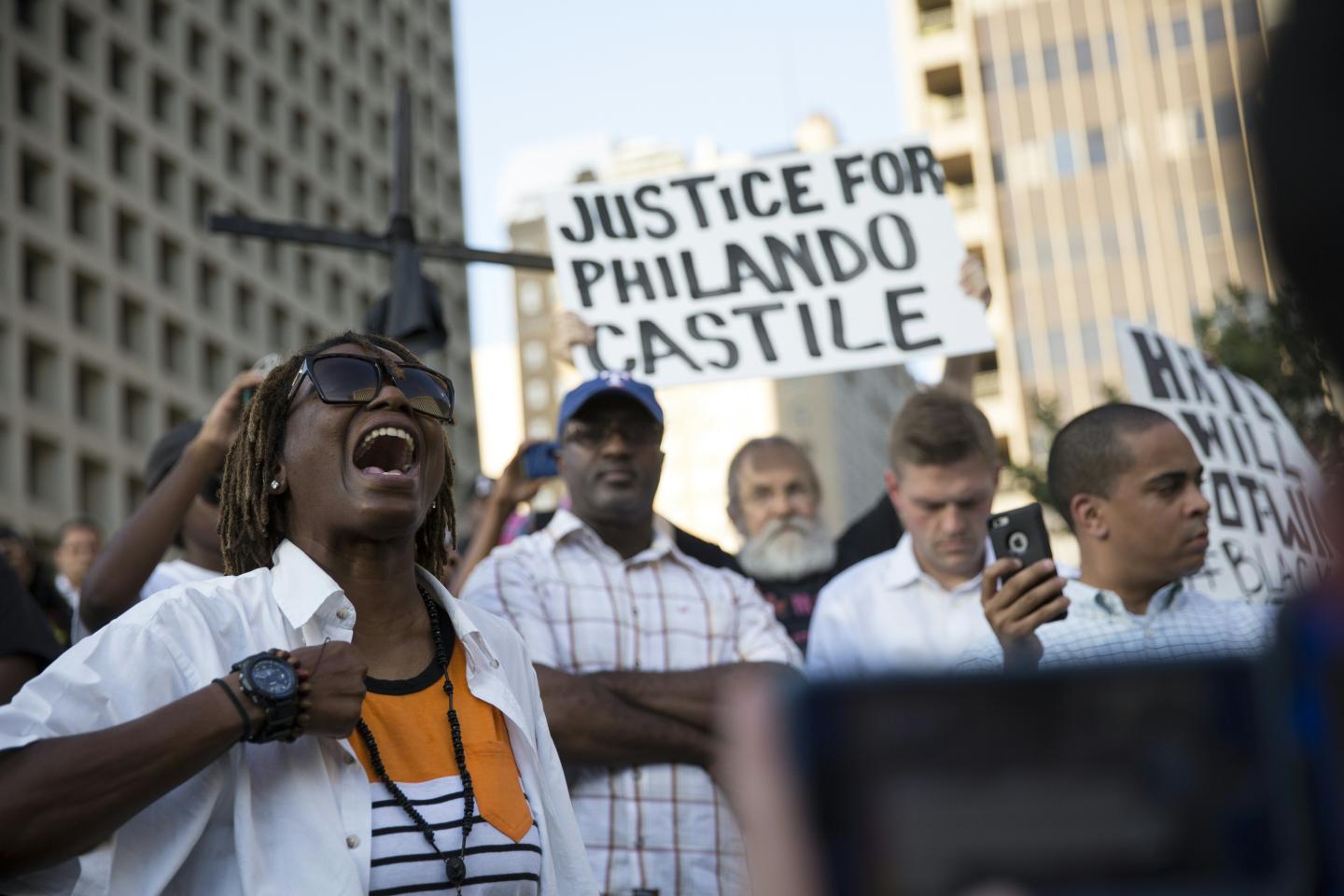 US-CRIME-POLICE-SHOOTING