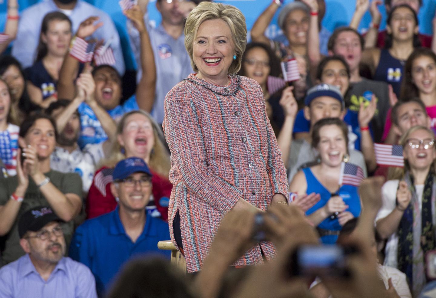 US-VOTE-DEMOCRATS-CLINTON