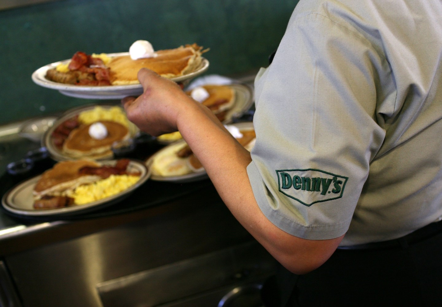 Denny's Offers Free Breakfast In Effort To Aggressively Promote Sales
