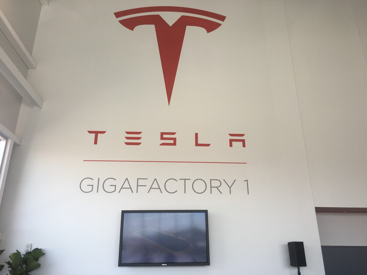 New Drone Footage From Over Tesla’s Massive Gigafactory