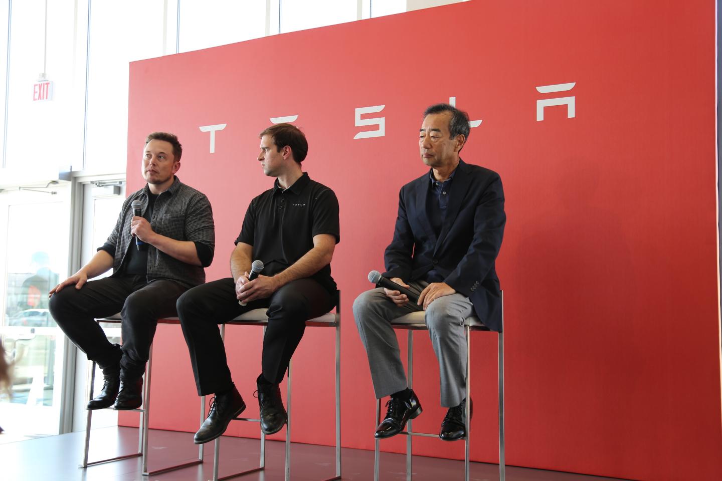 One of Tesla’s Biggest Investors Throws Support Behind SolarCity Deal