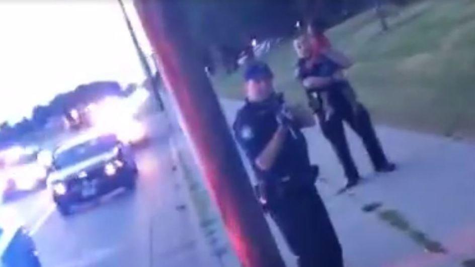 Facebook Live Streams the Death of a Black Man Shot by Police